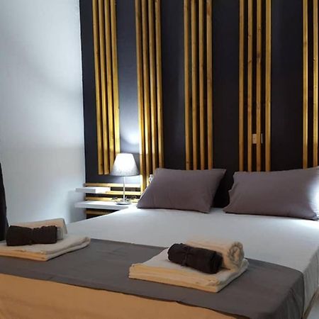 לריסה Apartment In The Heart Of The City 5 מראה חיצוני תמונה