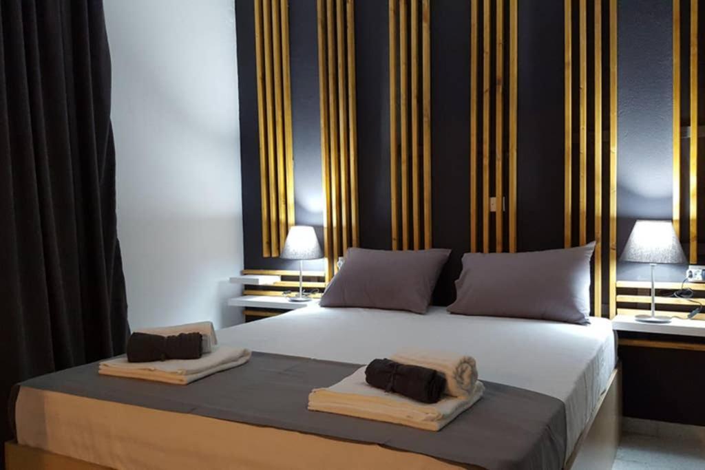 לריסה Apartment In The Heart Of The City 5 מראה חיצוני תמונה