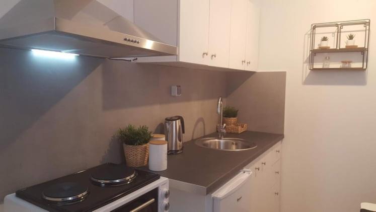 לריסה Apartment In The Heart Of The City 5 מראה חיצוני תמונה